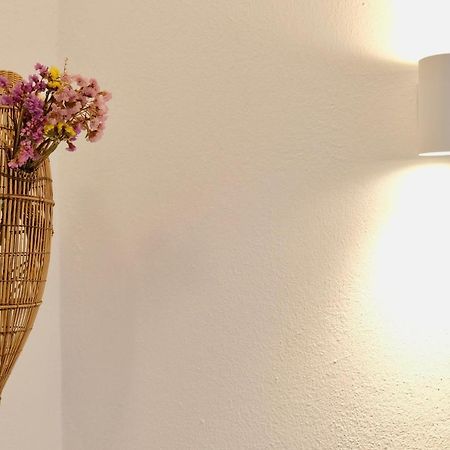 Peaceful & Spacious Apt With Parking & Queen Bed Carvoeiro  Buitenkant foto