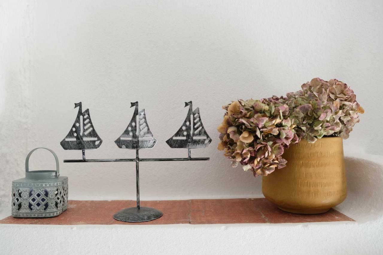 Peaceful & Spacious Apt With Parking & Queen Bed Carvoeiro  Buitenkant foto